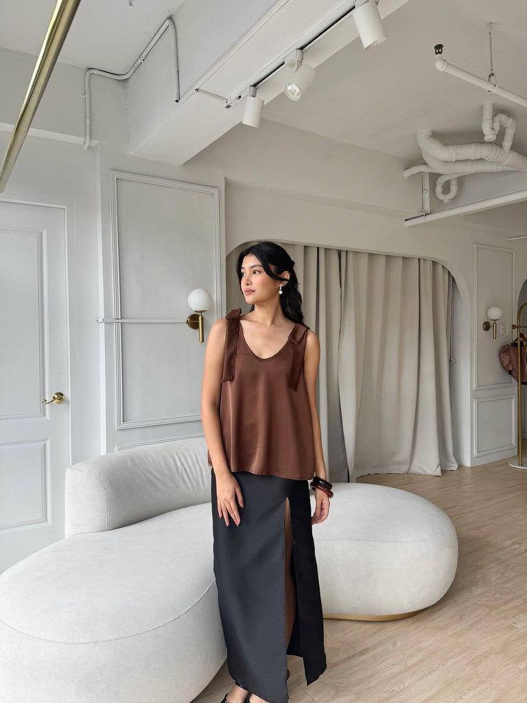 Lucy silk top (COCOA)