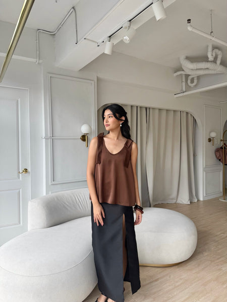Lucy silk top (COCOA)