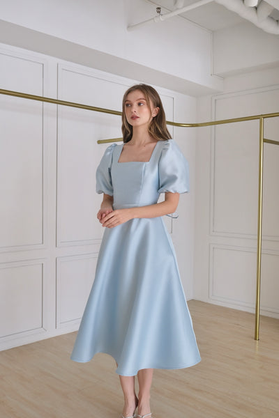 Sandrine midi dress (POWDER BLUE)