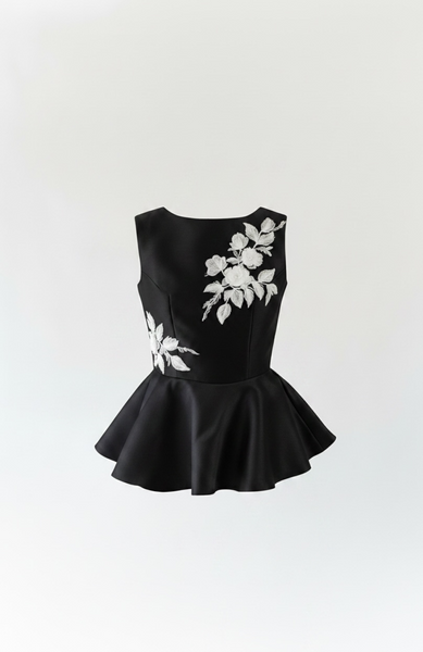 Yumi top (BLACK with Embroidery)