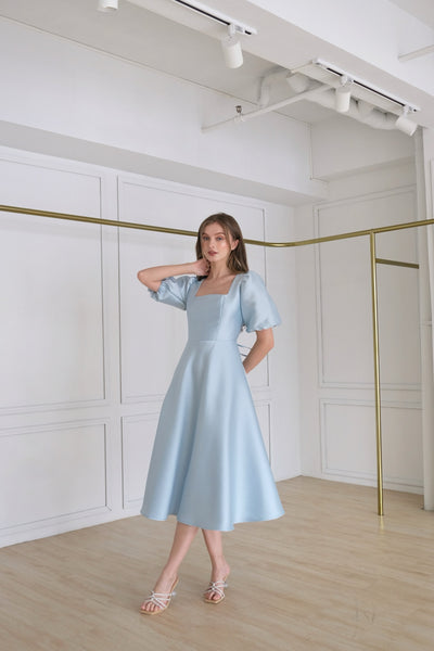 Sandrine midi dress (POWDER BLUE)