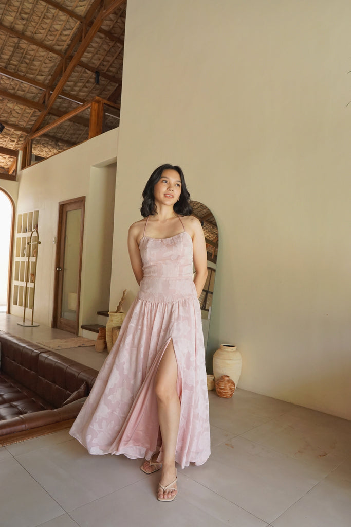 Sofia dress (BLUSH FLORAL) – Suzy Clothing